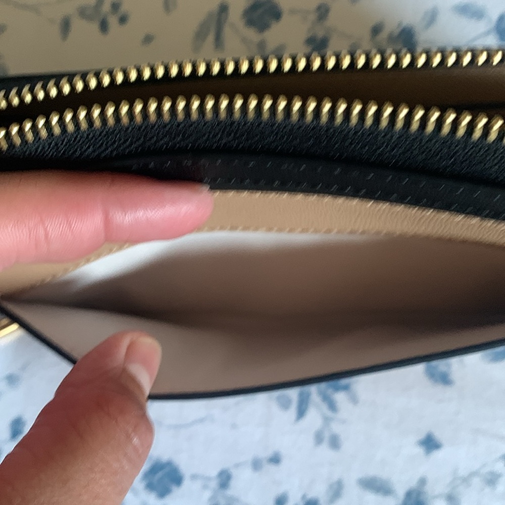 Kate Spade
New York
Staci Continental
Wallet - Picture 5 of 8